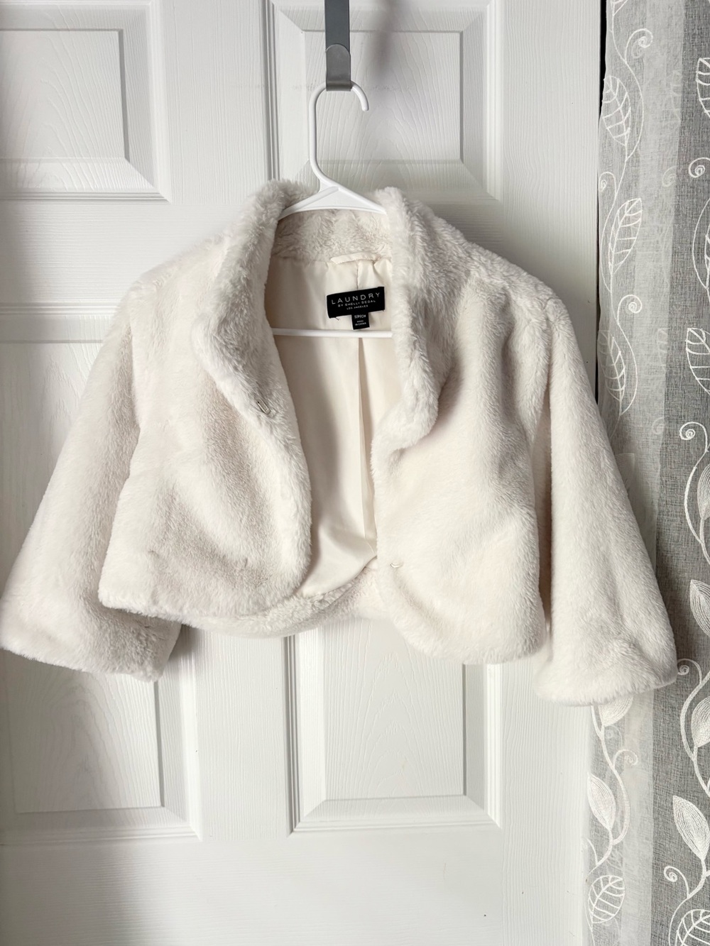 Laundry By Shelli Segal Faux Fur Cropped Shawl Collar Bolero shrug jacket sz S